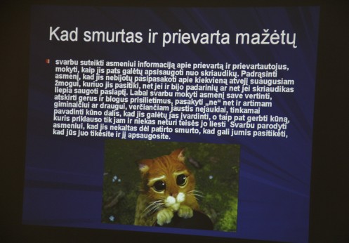 20111121_smurtas_01