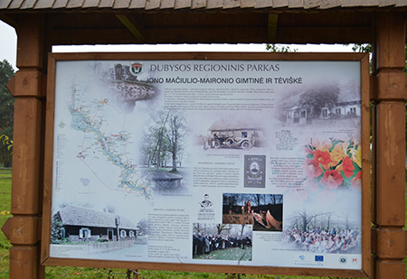 20121002 edukacine_ekskursija_maironis_04