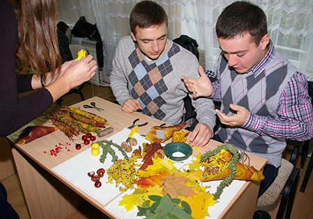 20121012 makedonieciai_centre_06